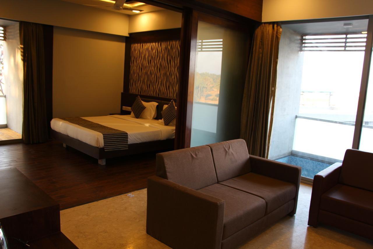 Krishna Beach Resorts - Diu Zewnętrze zdjęcie